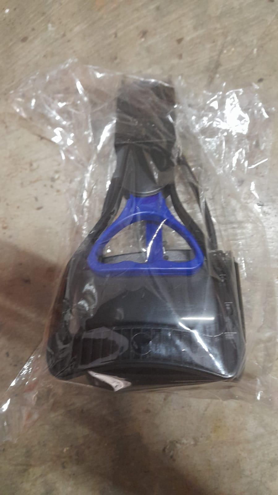 Folding Dog Poop Scooper (Assorted Color)